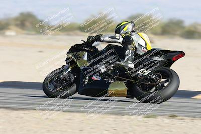 media/Dec-05-2025-CVMA Friday Practice (Fri) [[303bad9a84]]/2-Racer 2/Session 4 (Turn 16)/